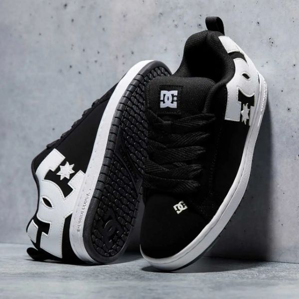 Zumiez